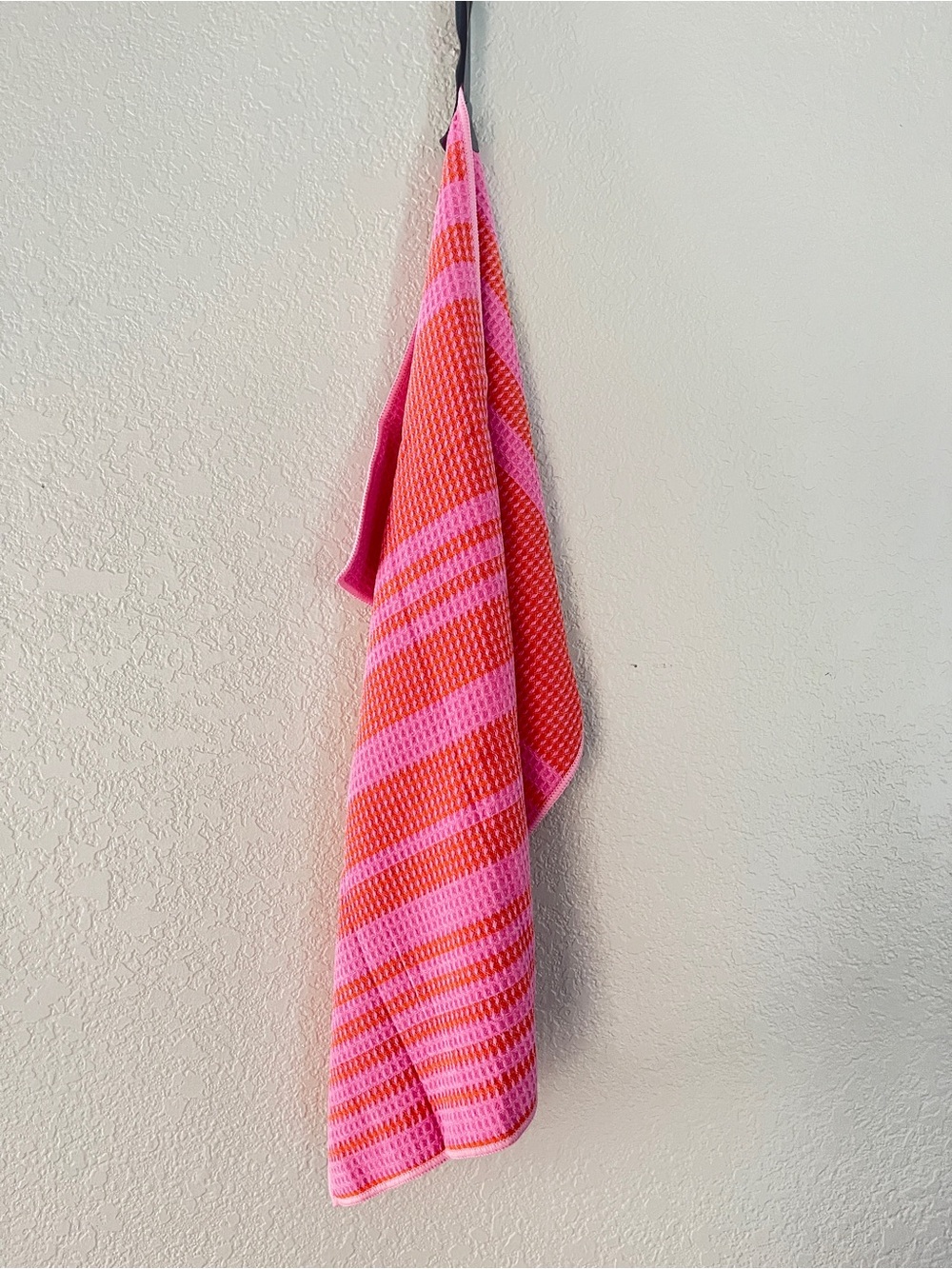 Norwex Pink and Red Waffle-Weave small Hanging towel- on the go limited edition